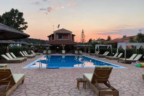 Sunrise Apartments in Παλαιοκαστρίτσα — foto 2