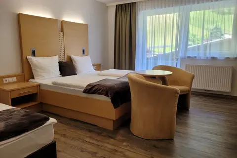 Hotel Lampenhäusl in Fusch Aan De Grossglockner Weg — foto 4