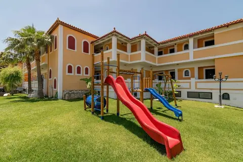 Matilda Hotel in Vasilikos — foto 6