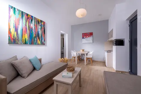 Golden Bay Suites in Δαράτσος — foto 11