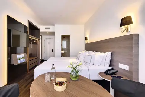 Melia Madrid Serrano in Madrid — foto 17