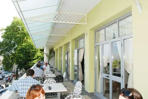 Hotel Cajupi in Gjirokastër — foto 24