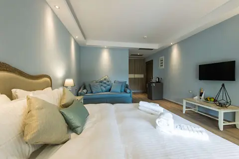 Adam's Hotel in Αγία Κυριακή — foto 4