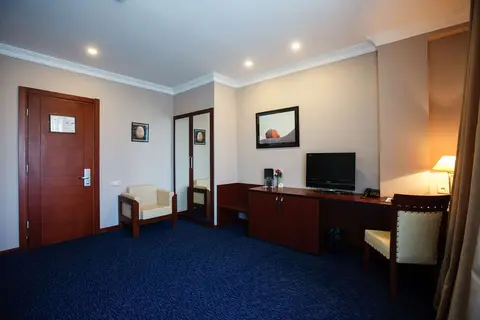 Hotel Cruise in Tbilisi — foto 6