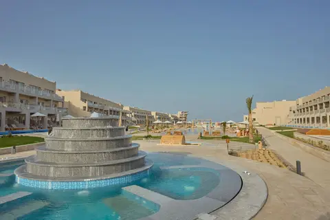 Diamond Beach by Pearl Resorts in القصير — foto 5