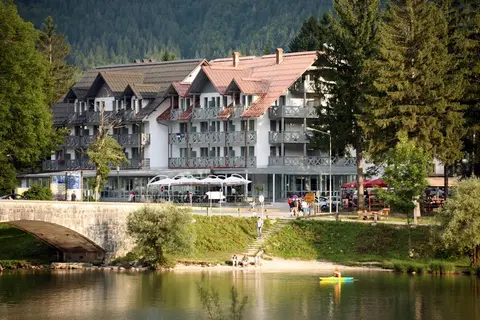 Hotel Jezero in Ribčev Laz