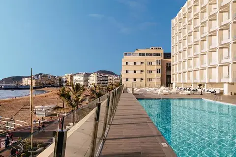 Cristina by Tigotan in Las Palmas de Gran Canaria