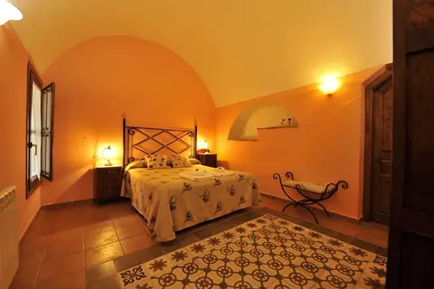 Cuevas La Granja in Benalúa — foto 10