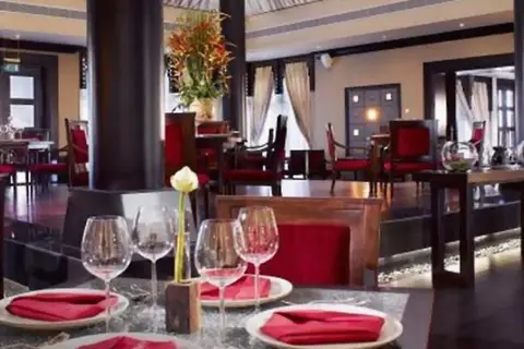 Raffles Al Areen Palace Bahrain in الزلاق — foto 5