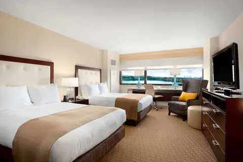Hilton Miami Airport Blue Lagoon in Hilton Miami Airport — foto 3