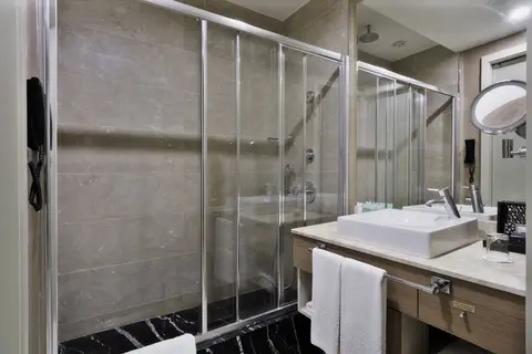 Cratos Premium Hotel & Casino in Girne — foto 15