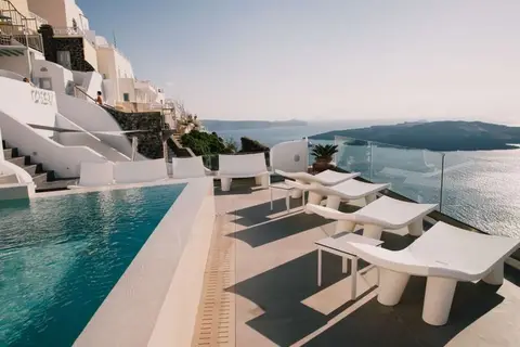 Athina Luxury Suites in Fira — foto 11