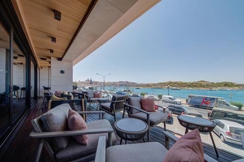 Land's End Boutique Hotel